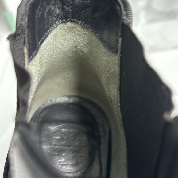 Tory Burch Bernice Black Leather Pointed Toe Ankle Boots Size 7.5M - Picture 11 of 13